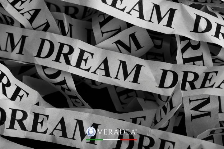 The 5 Most Common Dreams and Their Meanings